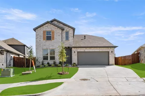 704 Jaguar Rdg, Godley, TX 76044