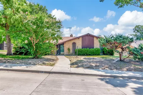 1110 W 14th St, Grand Prairie, TX 75050