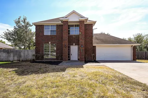 2002 Longmeadow Ct, Denton, TX 76209