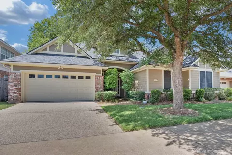 8036 Laurel Hill Dr, Shreveport, LA 71115