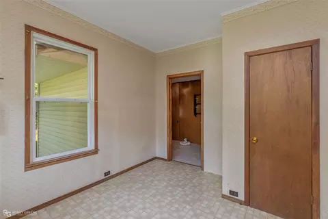 Entry Way - 209 N Arkansas St, Plain Dealing, LA 71064 photo 1 of 2