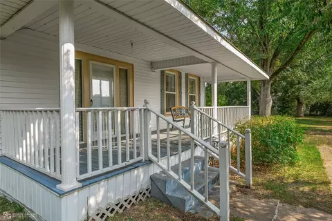Exterior - 209 N Arkansas St, Plain Dealing, LA 71064 photo 7 of 7