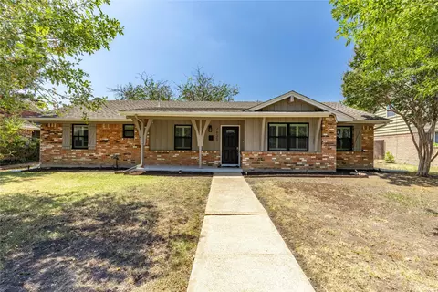 2635 Beechmont Dr, Dallas, TX 75228