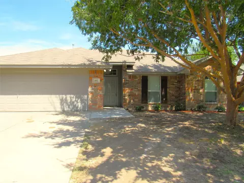402 Harvest Hill Ln, Venus, TX 76084