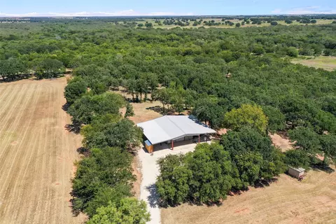 2200 Cardwell Rd, Nocona, TX 76255