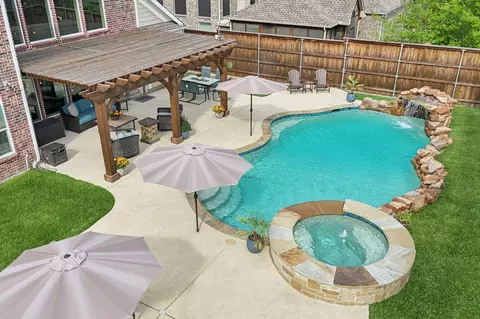 8621 Vatican Dr, Mckinney, TX 75071