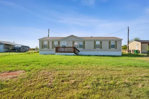 2405 Williamson Rd, Granbury, TX 76048