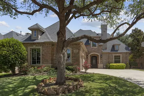 6060 Star Trail Dr, Frisco, TX 75034