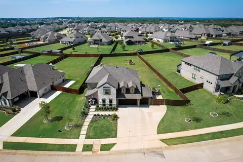 11501 Cedar Creek Dr, Cross Roads, TX 76227