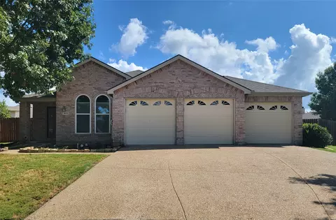 109 Rochdale Dr, Anna, TX 75409