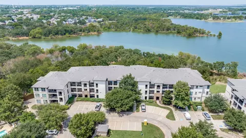 500 Waters Edge Dr #228, Lake Dallas, TX 75065