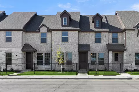 6084 Bursey Rd, Watauga, TX 76148