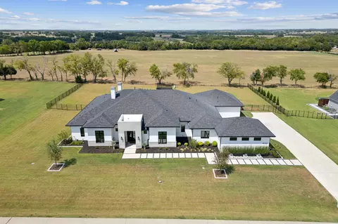 1910 Bobcat Trl, Celina, TX 75009