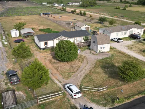 1576 County Road 697, Farmersville, TX 75442