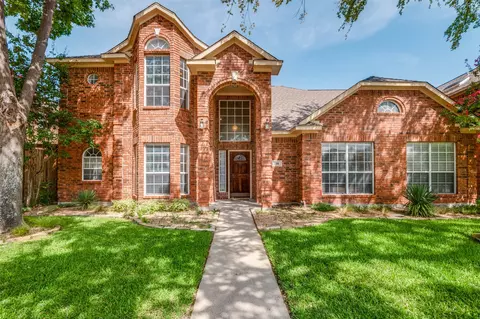 204 Cove Dr, Coppell, TX 75019