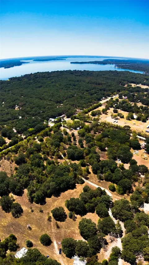 700 E Rabbit Cove Rd, West Tawakoni, TX 75474