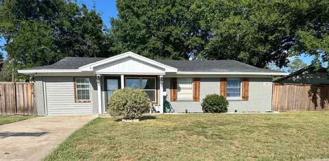 301 E Monica Dr, Garland, TX 75041
