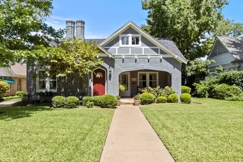 3808 Bunting Ave, Fort Worth, TX 76107