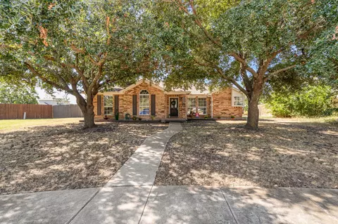 6905 Scott Ct, Sachse, TX 75048