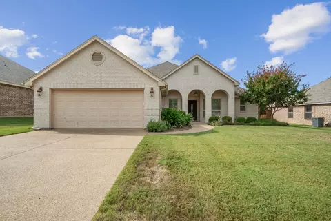 510 Zachary Dr, Weatherford, TX 76087