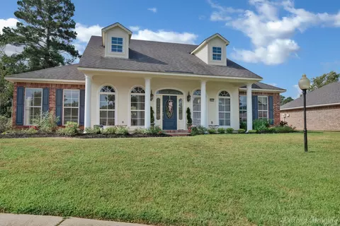 313 Gramercy Ct, Shreveport, LA 71106