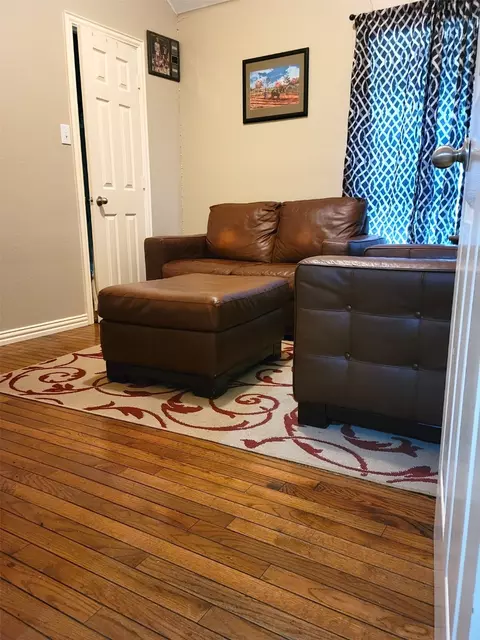 Living - 7310 Colfax Dr, Rowlett, TX 75089 photo 4 of 4