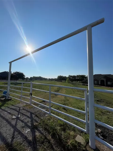 2305 Kella Ct, Haslet, TX 76052