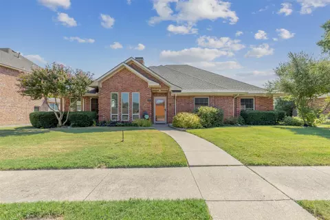 8510 Wind Drift Ln, Rowlett, TX 75088