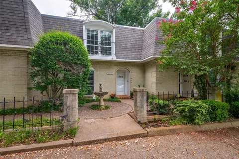 1702 Scenic Dr, Arlington, TX 76013