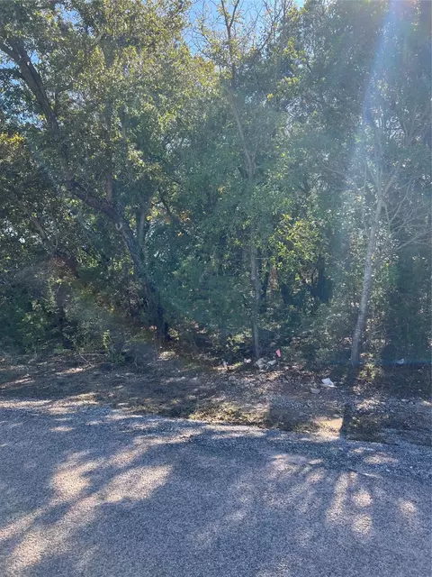 925 Arkansas River Dr, Granbury, TX 76048