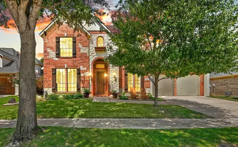 8725 Kameryn Ln, Lantana, TX 76226