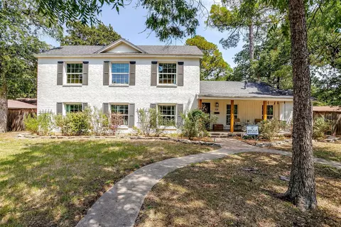 328 Hassett Ave, River Oaks, TX 76114