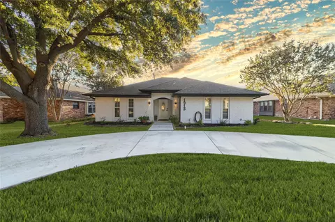 1913 Westminister Dr, Rowlett, TX 75088