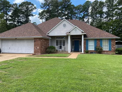 9508 Stonehaven Dr, Shreveport, LA 71118