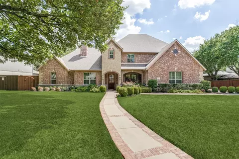 5738 Lindenshire Ln, Dallas, TX 75230
