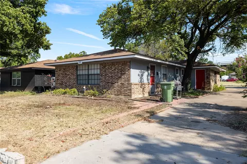 107 Ray St, Arlington, TX 76010