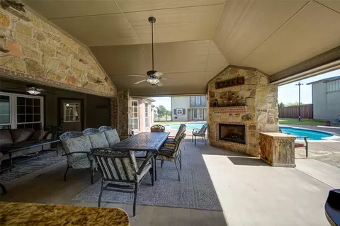 1417 Thomas Rd, Springtown, TX 76082 photo 26