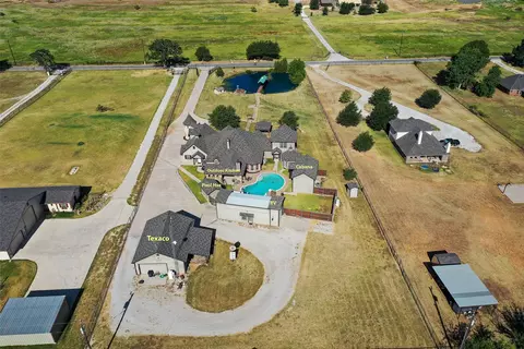 1417 Thomas Rd, Springtown, TX 76082 photo 4