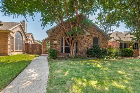 6908 Barbican Dr, Plano, TX 75023