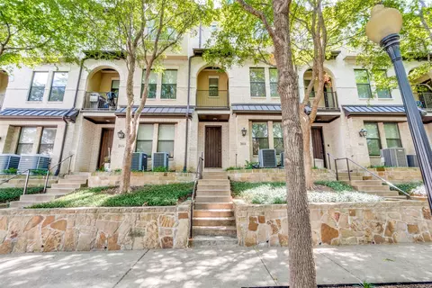 3818 Travis St, Dallas, TX 75204
