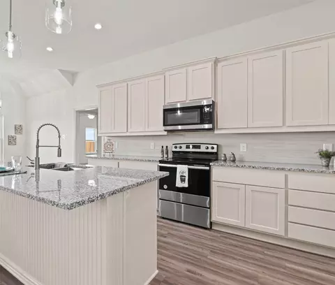 Kitchen - 110 Panther Loop, Mabank, TX 75147 photo 4 of 4