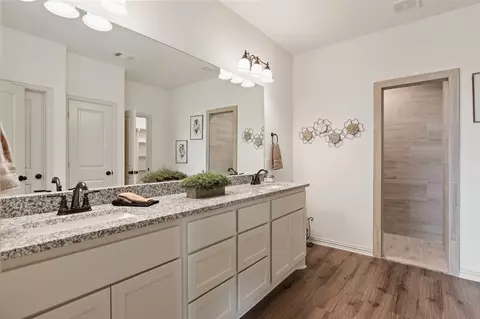 Entry Way - 110 Panther Loop, Mabank, TX 75147 photo 3 of 3