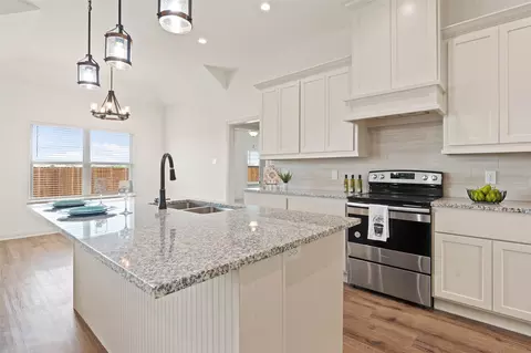 Kitchen - 110 Panther Loop, Mabank, TX 75147 photo 1 of 4
