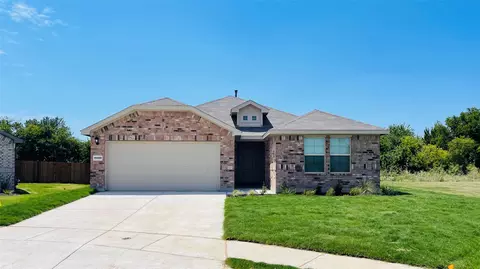 15550 Deer Point Ct, Fort Worth, TX 76036