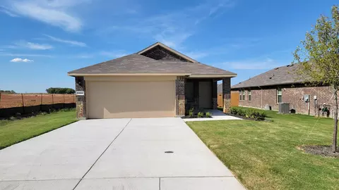 13564 Gunsmoke Ln, Cresson, TX 76035