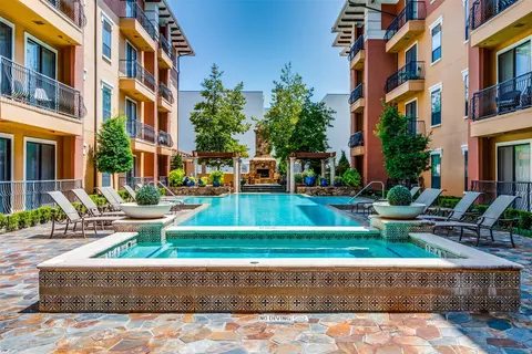 8616 Turtle Creek Blvd #403, Dallas, TX 75225