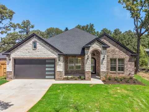 1323 W Sanford St, Arlington, TX 76012