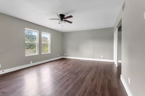 Living - 603 Harrison St, Commerce, TX 75428 photo 5 of 5