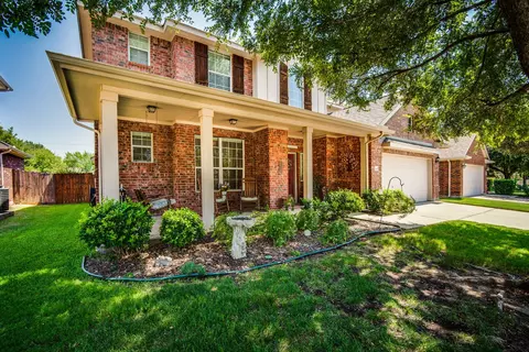 9319 Marble Falls Dr, Arlington, TX 76002