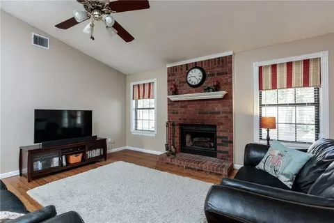 Living - 890 E Riverside Dr, Grapevine, TX 76051 photo 2 of 6